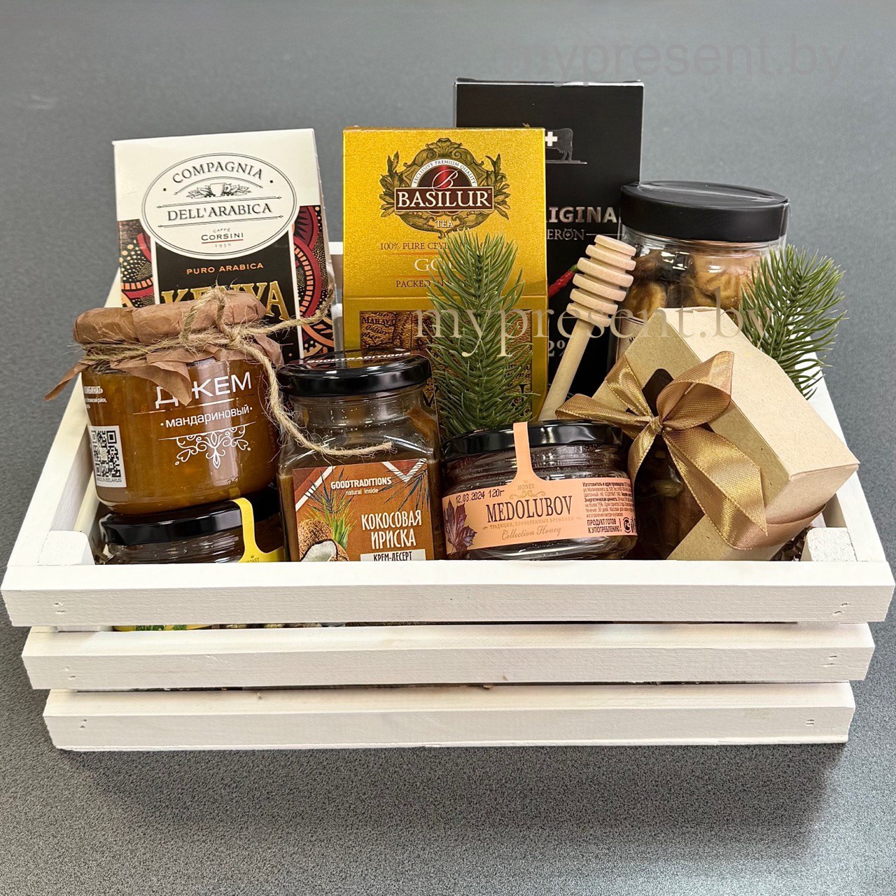 photo_2025-08-27_11-16-36 Набор в деревянном ящике с кофе чаем и вареньем